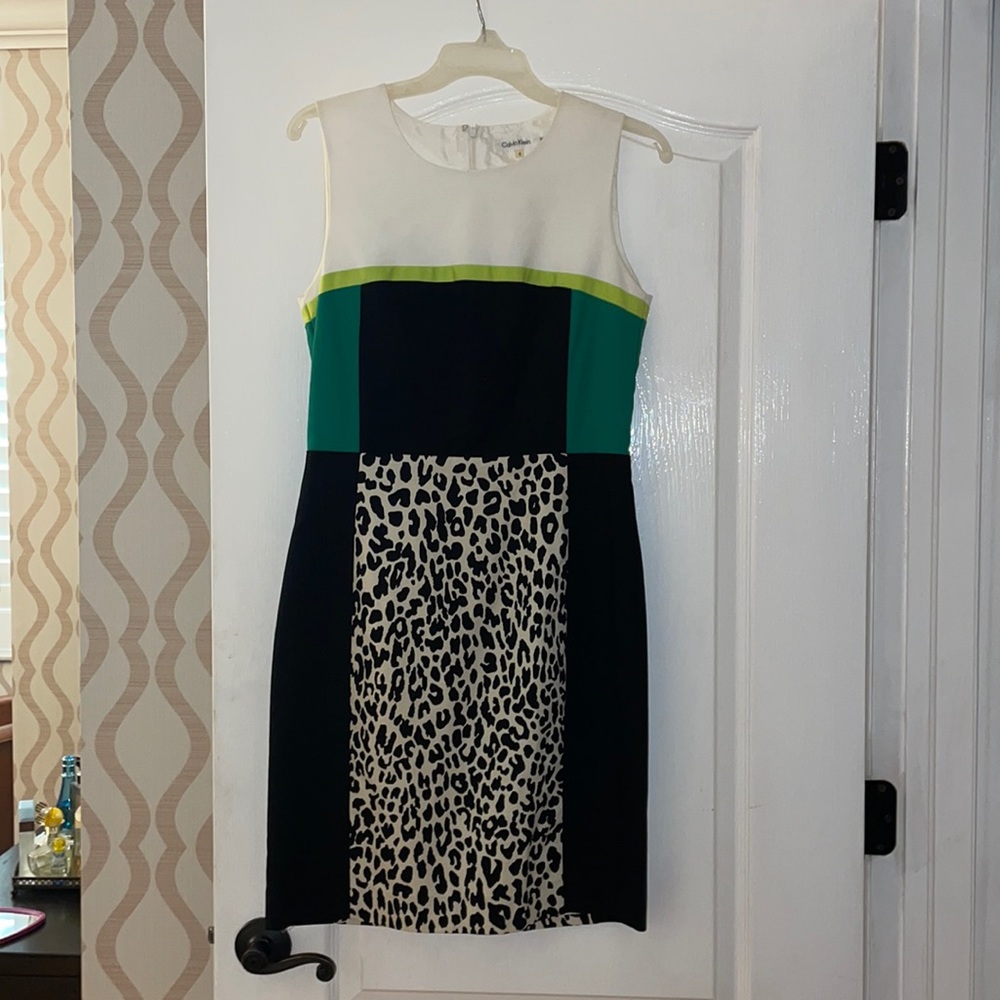 Calvin Klein pattern dress. Gently worn.